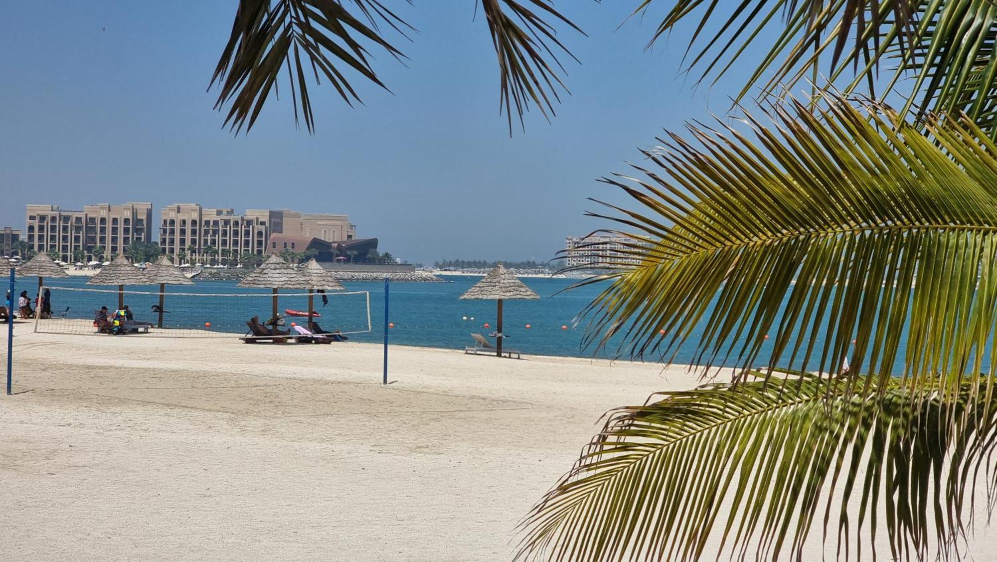 Luxury View Al Marjan Apartment